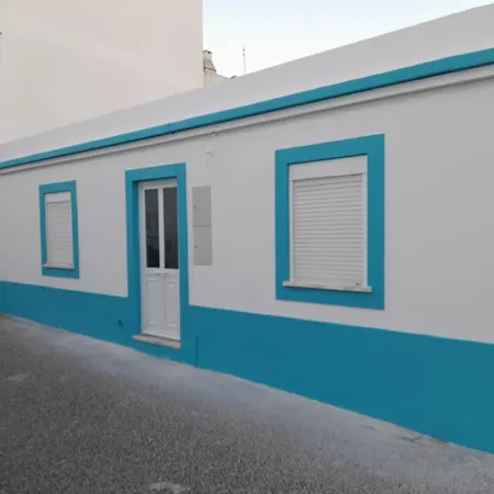 Casa vacanze Rare - House With Private Garage - Historic Center - 500 M - Max 6 People