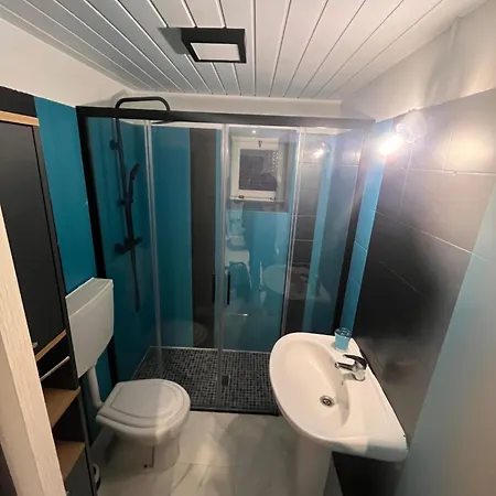 Rare - House With Private Garage - Historic Center - 500 M - Max 6 People Casa de Férias Peniche